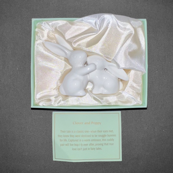 Pier 1 White Hugging Snuggle Bunnies - Picture 4 of 12